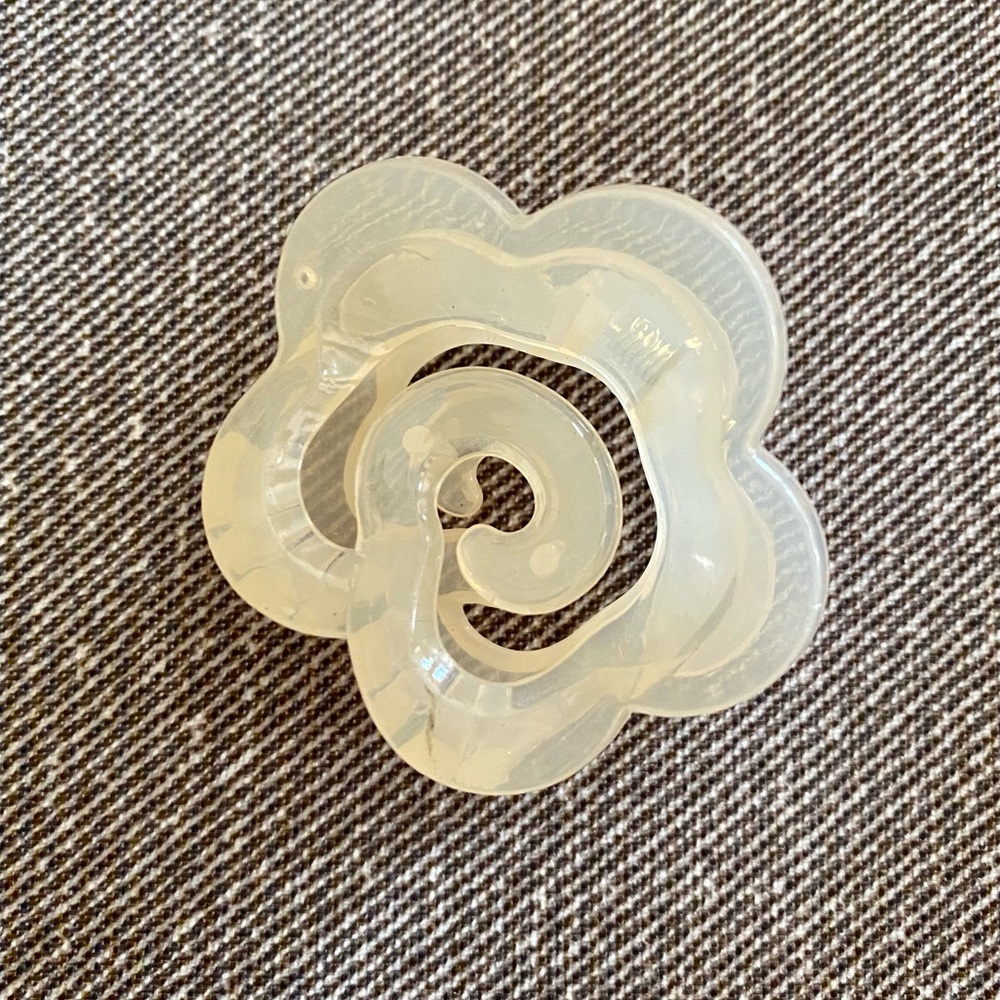 NEW Floral Rose Translucent Milky Hair Clip